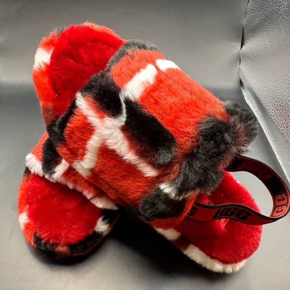 UGG Fluff Yeah Slide Red Tartan Plaid Plush Strap Back Slippers Sandals US 4 - Picture 3 of 11